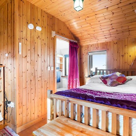 Seaside Log Cabin, Carna Villa Luaran gambar